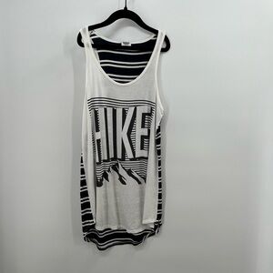Color Bear “Hike” Tank Ladies Size Small
